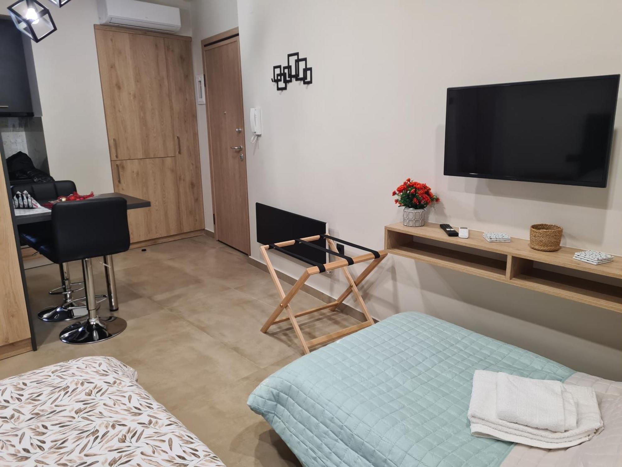 Fay'S Luxury Loft Apartment Волос Екстериор снимка