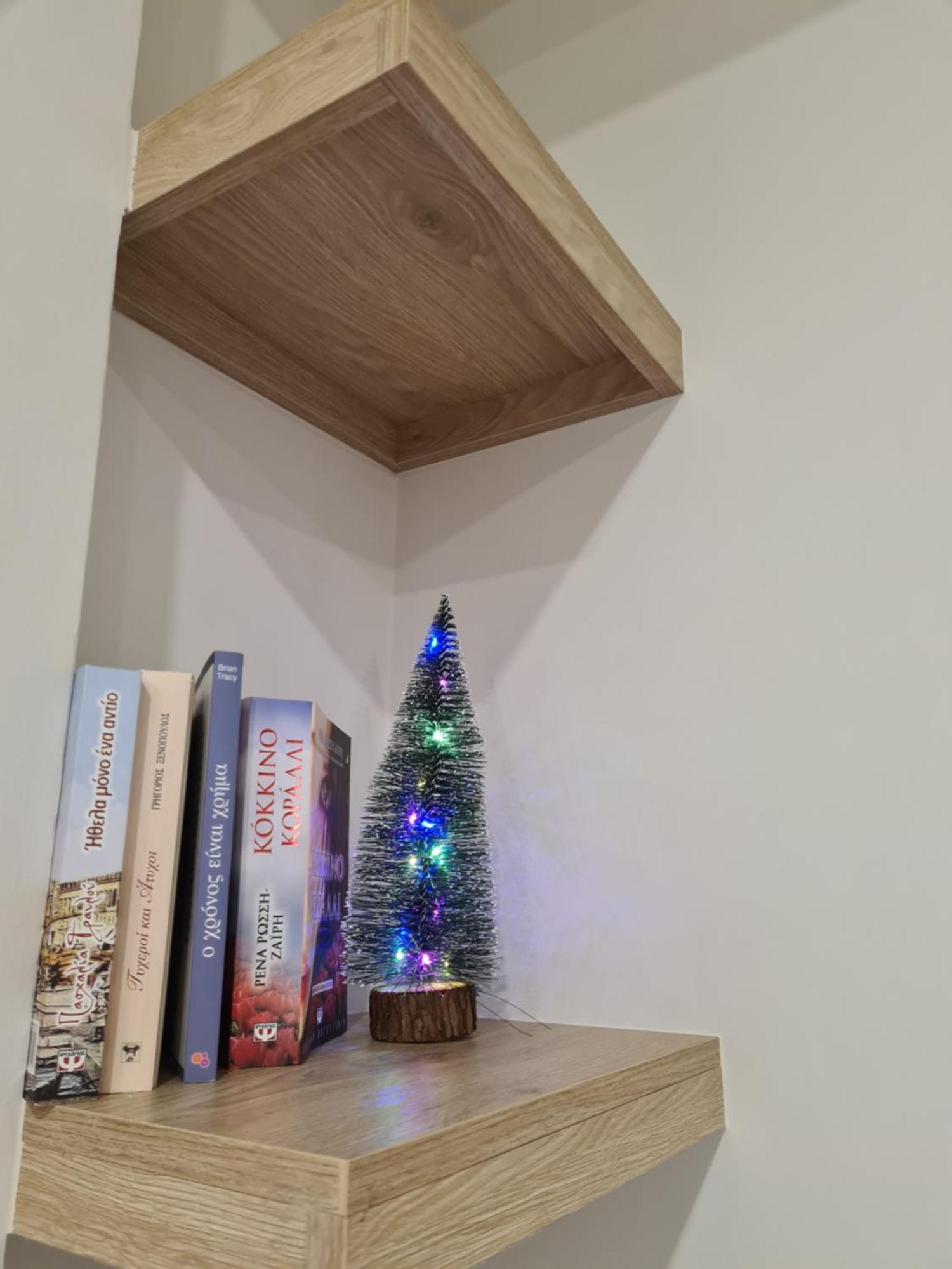 Fay'S Luxury Loft Apartment Волос Екстериор снимка